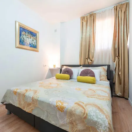 Πανσιόν Lani Ντουμπρόβνικ