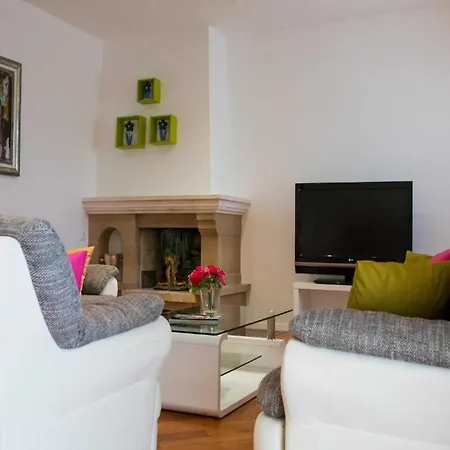 Πανσιόν Lani 3*