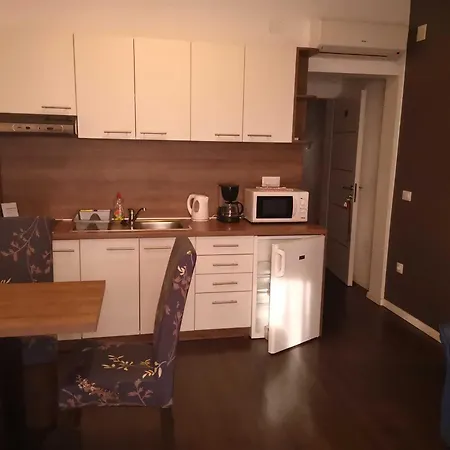 بيت ضيافة Lani 3*